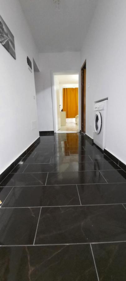 Apartament Clara Permet Lejlighed Eksteriør billede