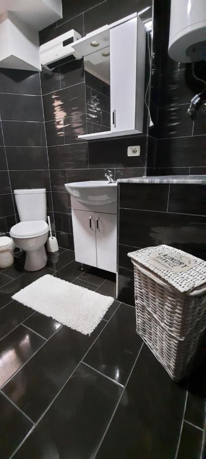 Apartament Clara Permet Lejlighed Eksteriør billede