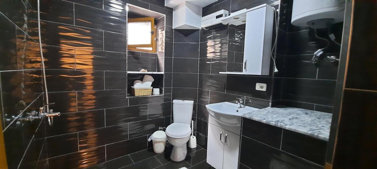 Apartament Clara Permet Lejlighed Eksteriør billede